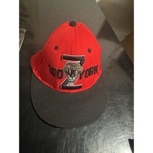 Zoo York sk8 red  fitted cap, snake design, men's small/medium Hat #222